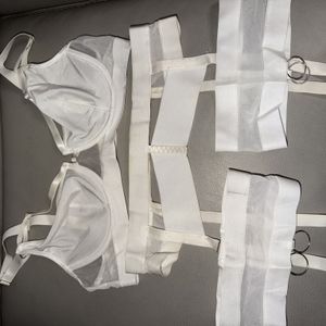 White Lingerie bra set