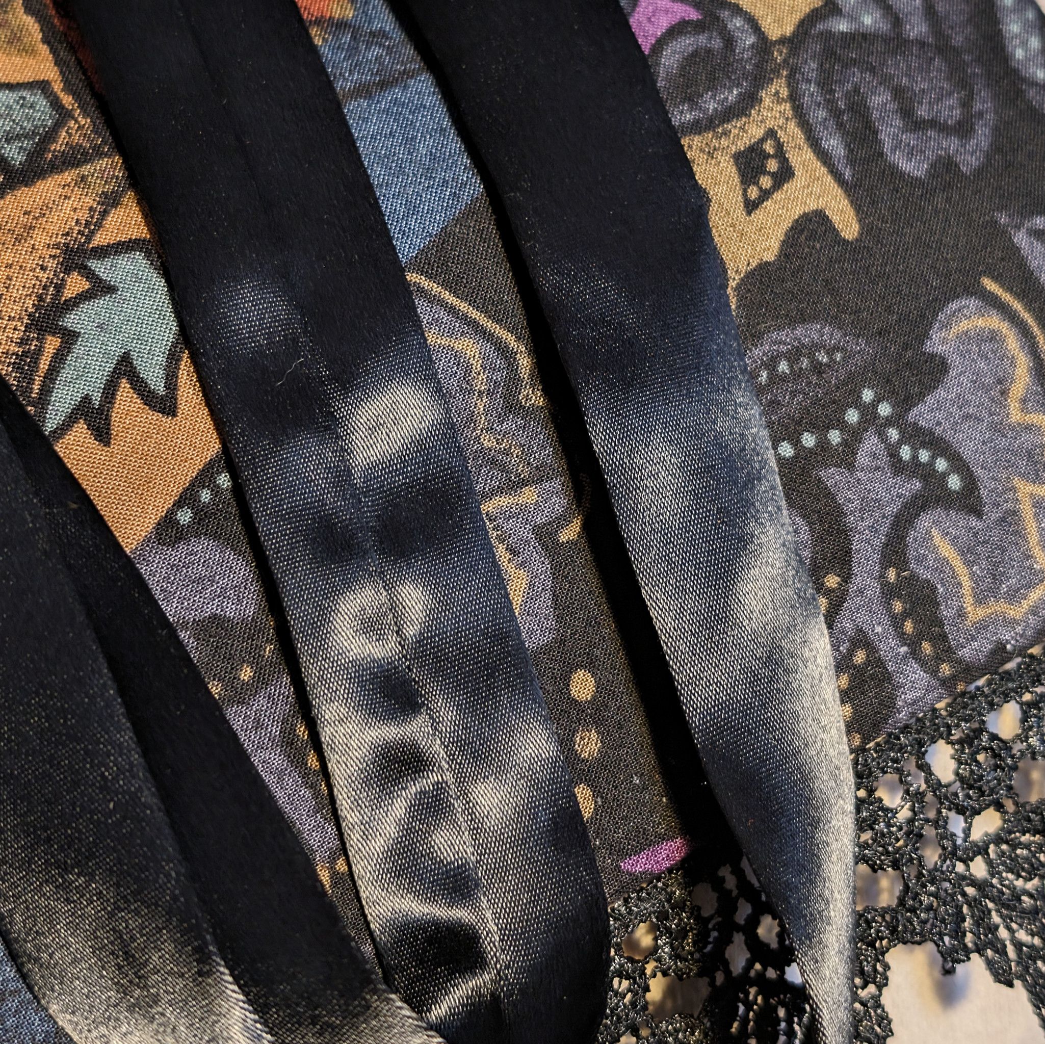 The Morrigan HANDMADE Adjustable Handbag Shoulderbag