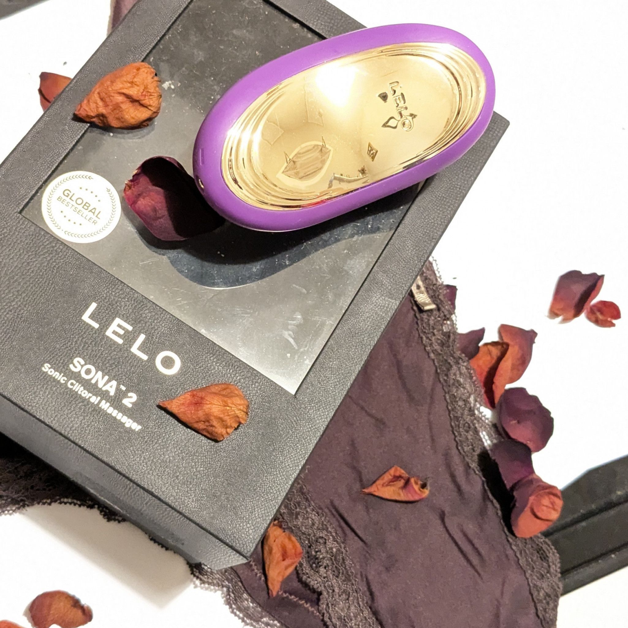 Premium clit sucking LELO vibrator