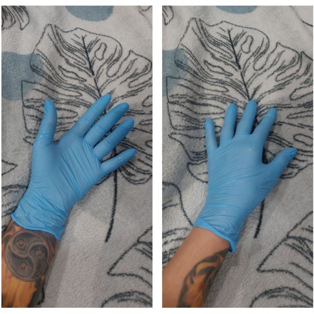 Blue medical nitrile gloves