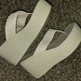 Size 10 platform sandals flip flops