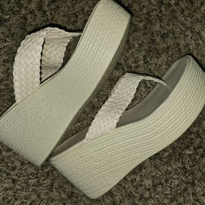 Size 10 platform sandals flip flops