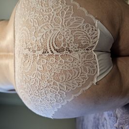 Smooth front lace back full panty worn 1 day before sending