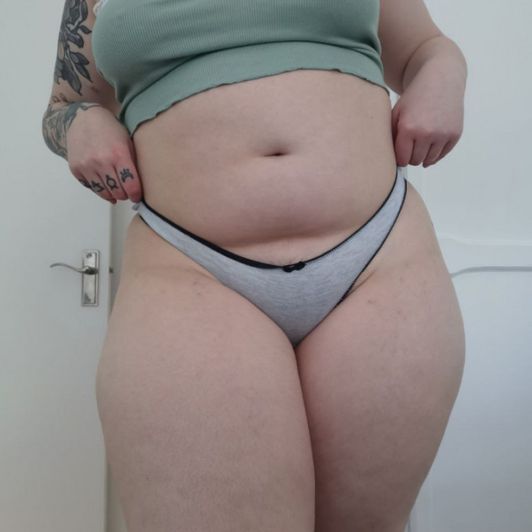 Tiny cotton grey thong