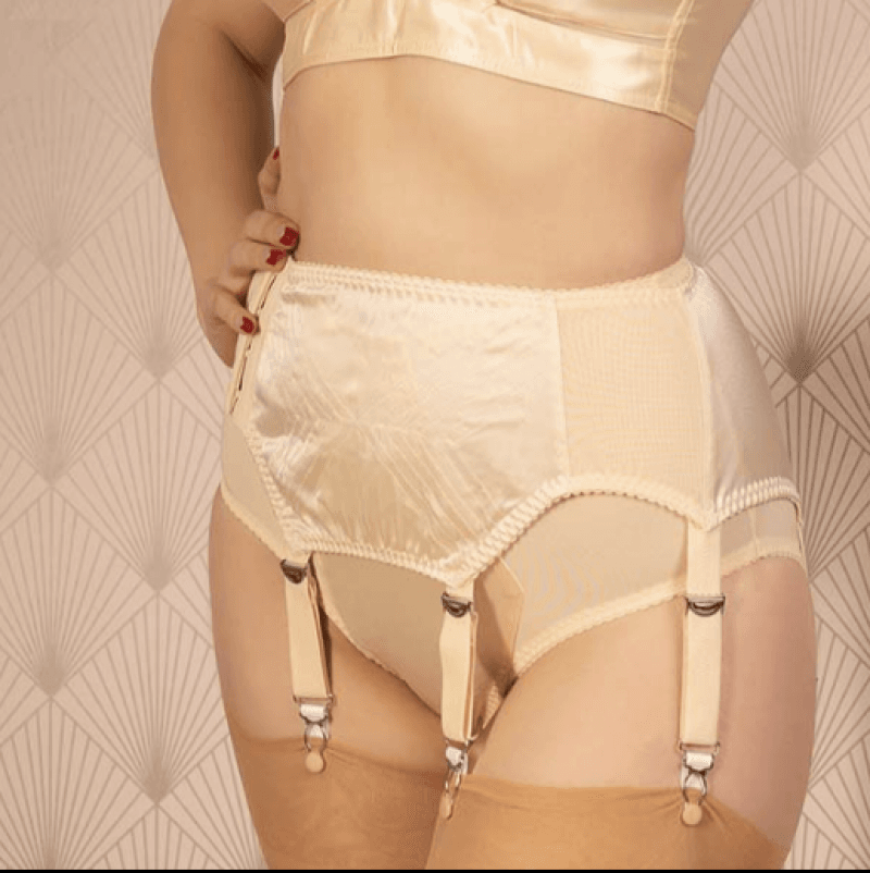 Buy Me This: 1940s Peach Suspender Belt
