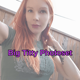 Big Titty Photoset: 40 photos