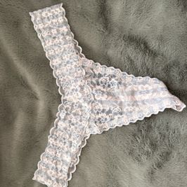 VS Lace Thong