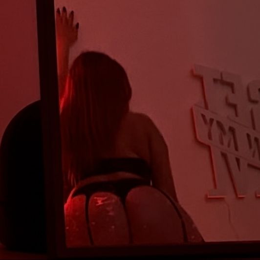 Bundle of 15Pics and 4Videos Sexygirl