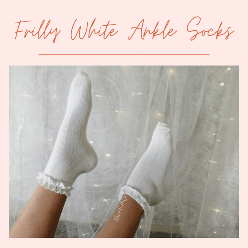 Frilly White Ankle Socks