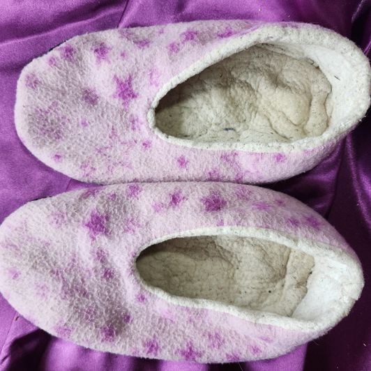 Natalies Fuzzy Pink Star Slipper Socks