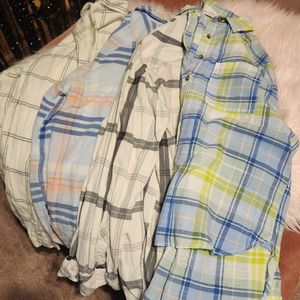 SET OF 4 FLANNEL SHIRTS MIXED COLORS