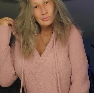 LONG PINK FLUFFY HOODIE SWEATER