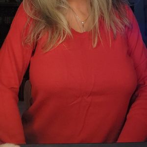 RED SWEATER