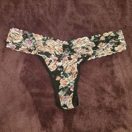 VS Lace Thong
