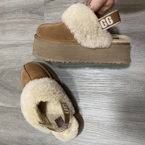 UGG slipper shoes