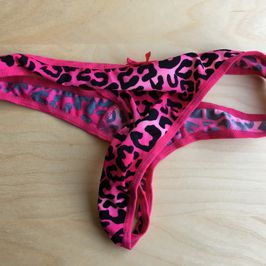 Pink Leopard String