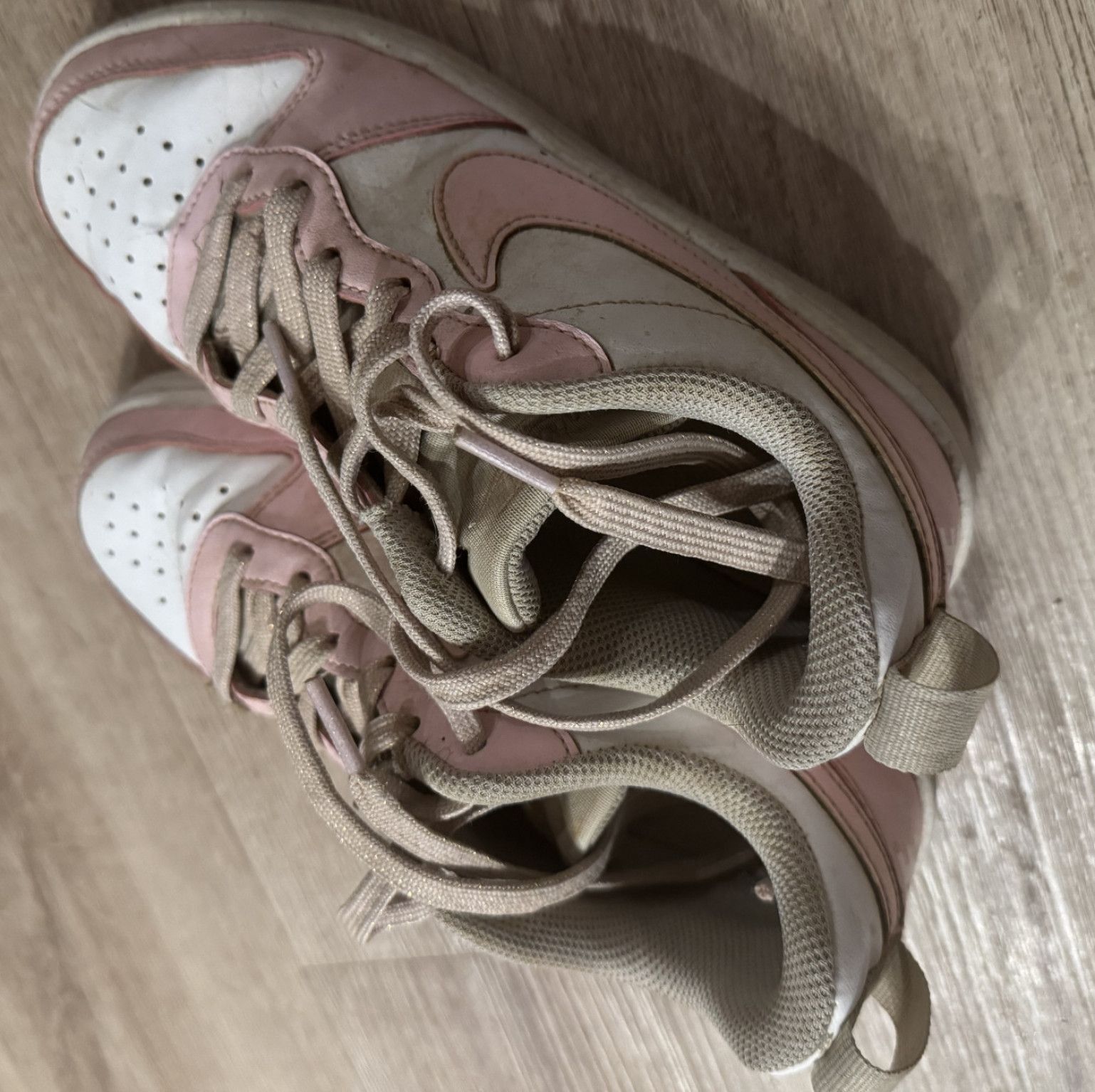 Filthy nike sneakers size 36