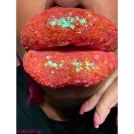 38 Pics: POV Orange Glitter Kisses