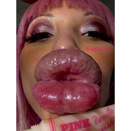 38 Pics: POV Vanilla Shake Gloss Kisses