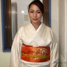 Japanese woman in kimono name: Yayoi