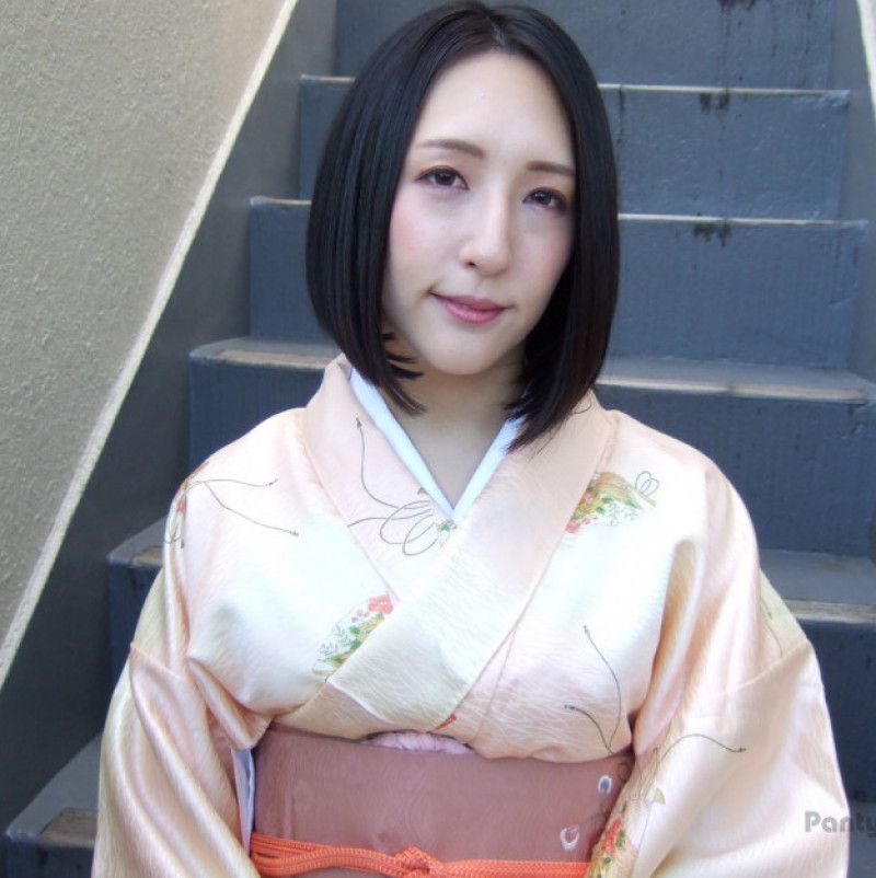 Japanese woman in kimono name: asuna