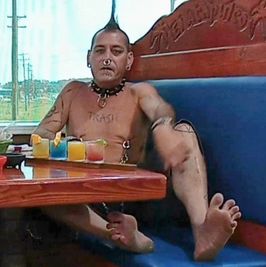 PIC SET: 20 Pics Barefoot and shirtless in restaurants