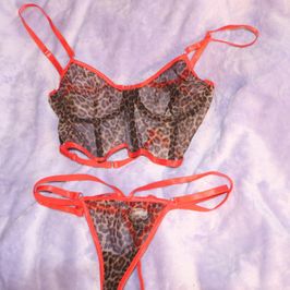 used leopard print set
