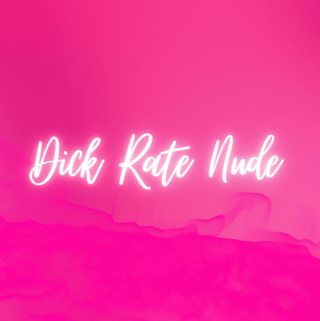 Nude Dick Rating by a Naughty MILF