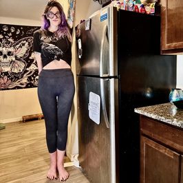 Photo Set: Kitchen Comparison 6ft7 Giantess Towers Over ALL