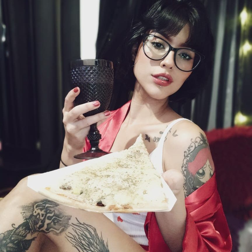 Buy me a Pizza and make me smile