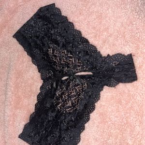 Black crotchless panties