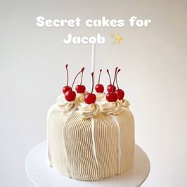secret cake in one apron