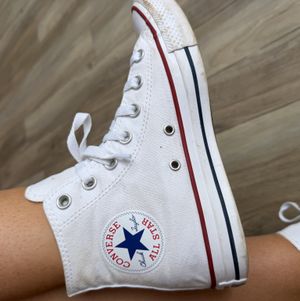 White converse shoes