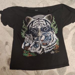 black t shirt for man