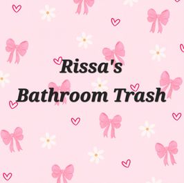 Rissas Bathroom Trash