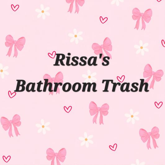 Rissas Bathroom Trash