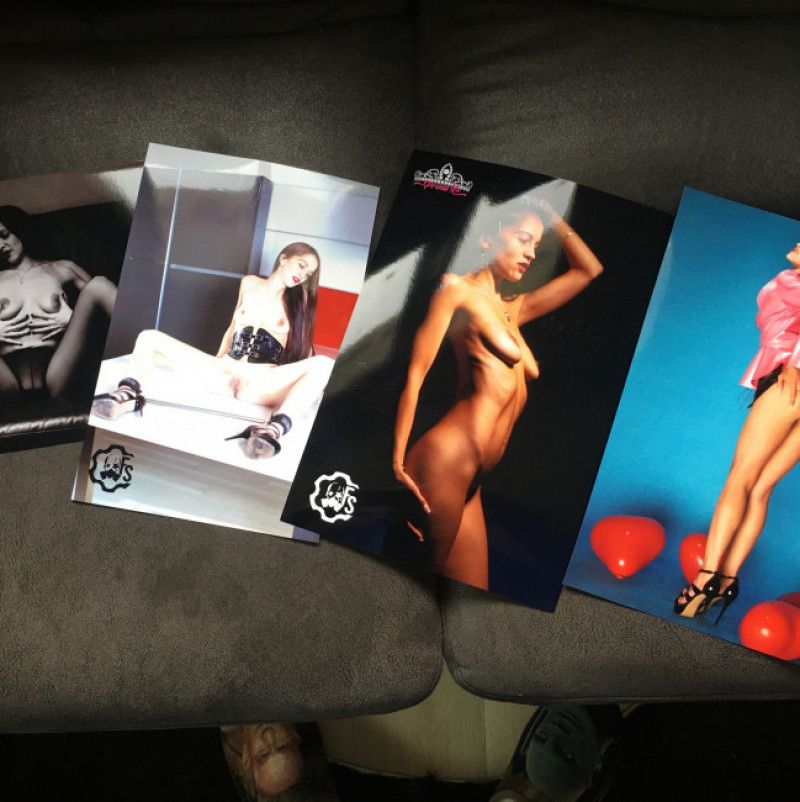 Signed official PrinssXX photograph