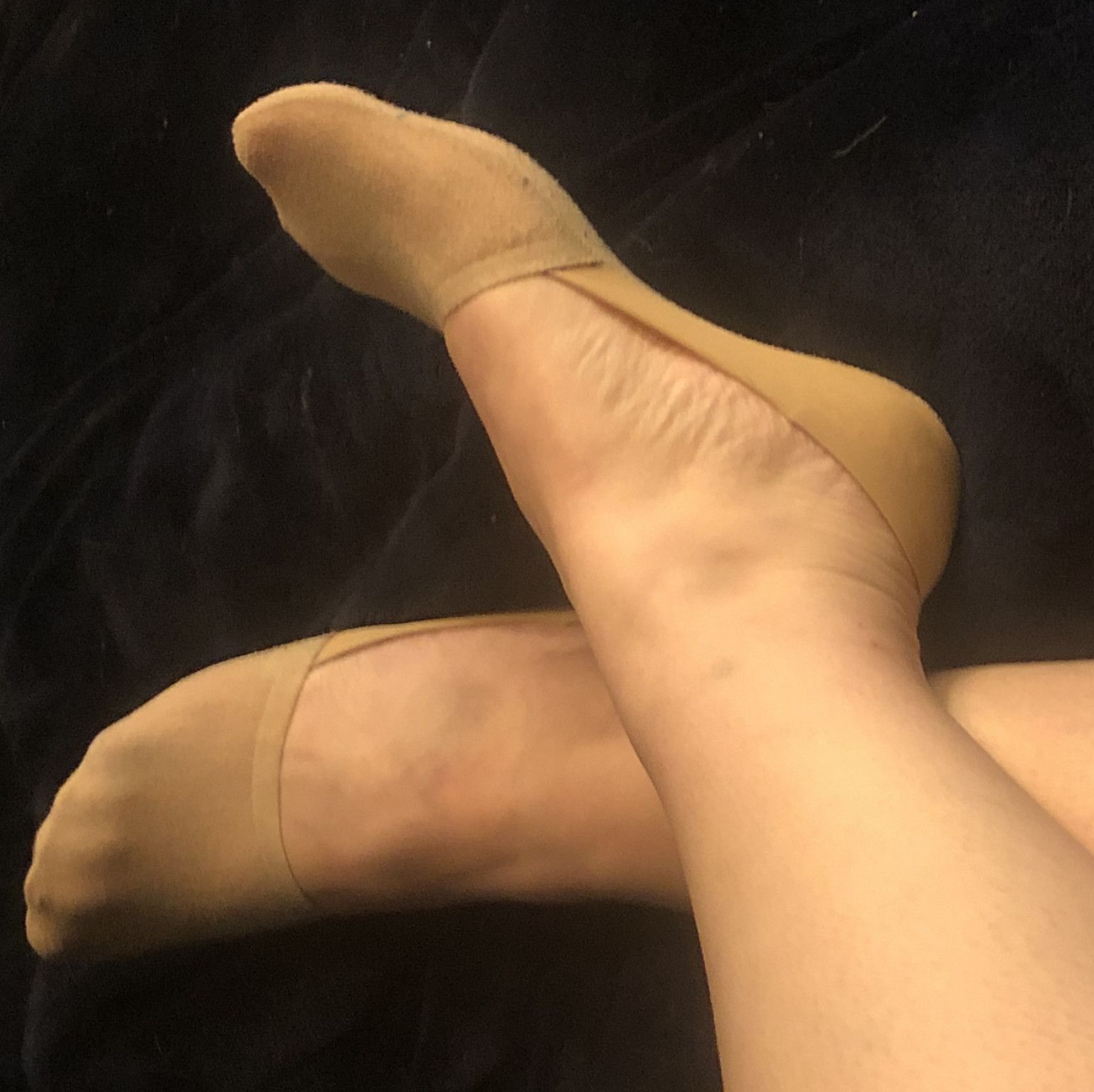 Nude invisible socks