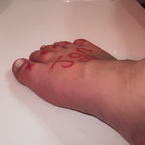 CUSTOM NAME ON FEET PICS AND VID
