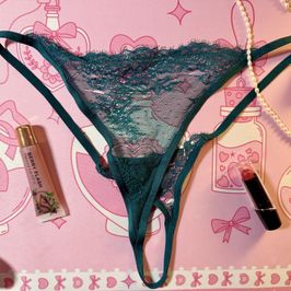 GREEN LACE G STRING