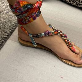 SANDALS