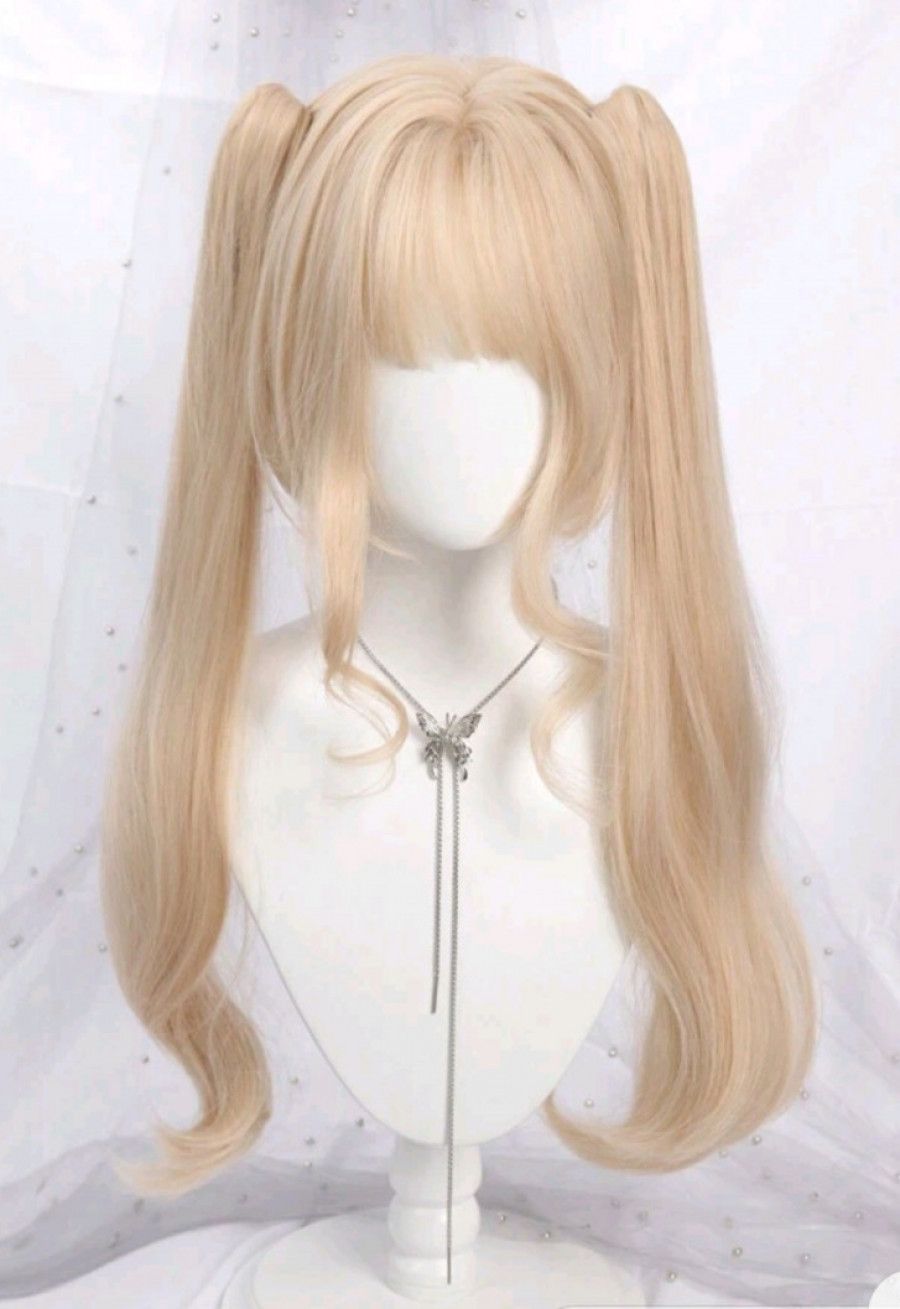 Patrocinio para Peluca sintética con flequillo