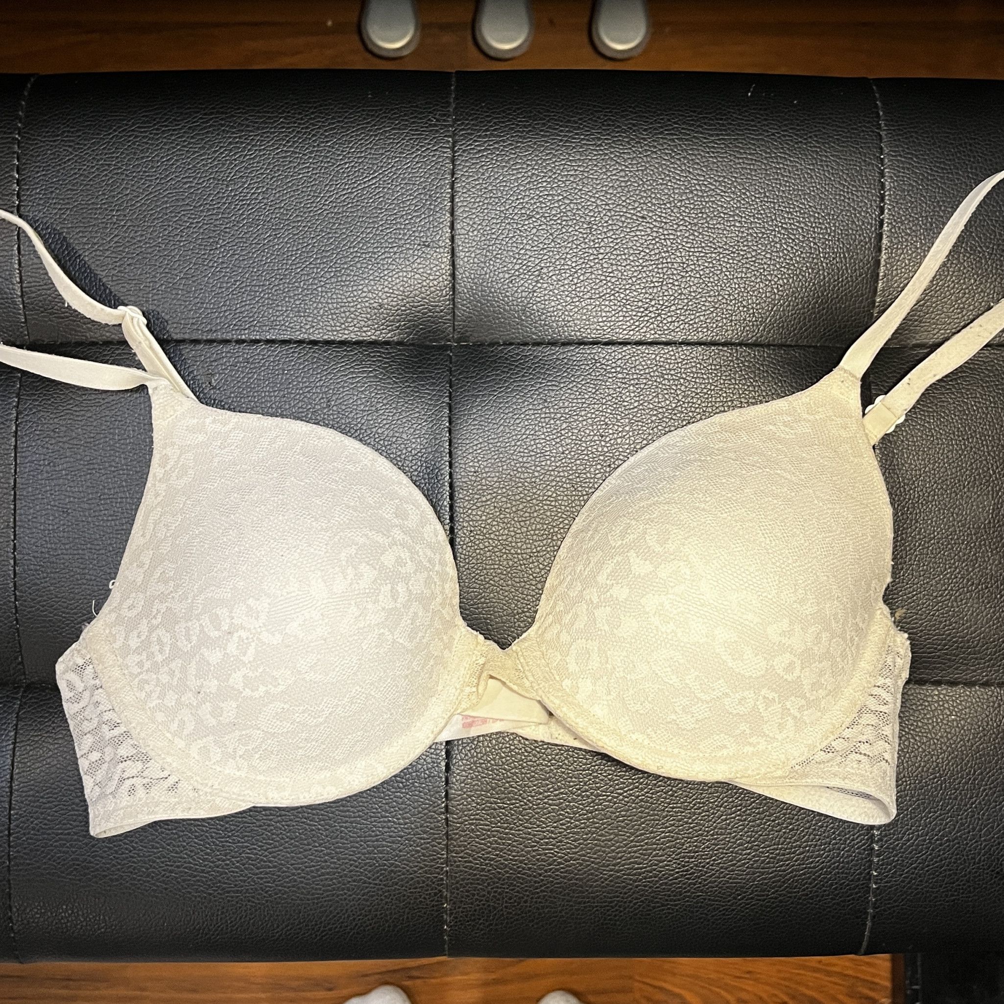 PINK Dingy White Tshirt Bra