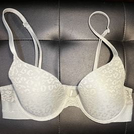 PINK Lacey Green Tshirt Bra