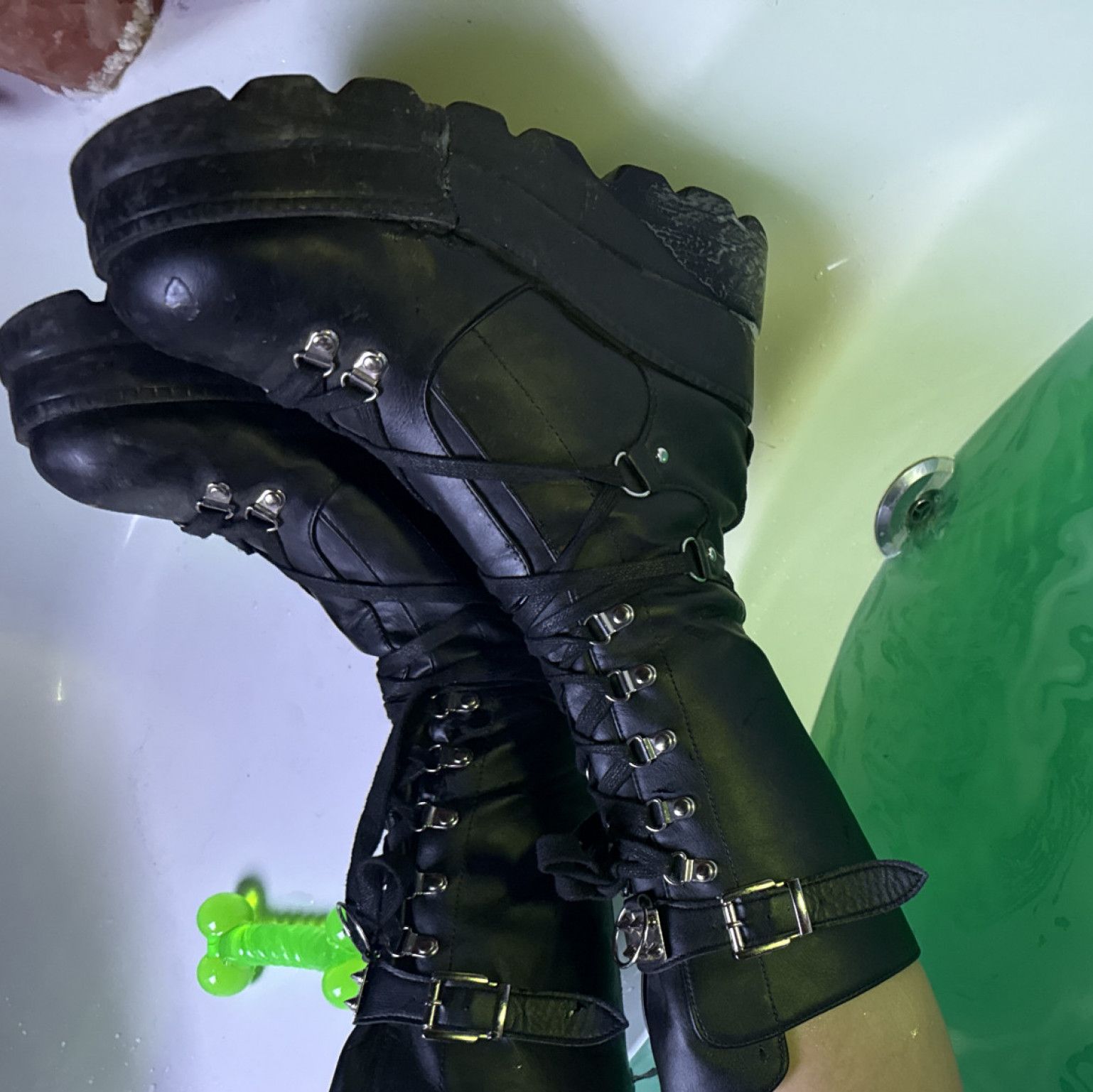 Combat boots