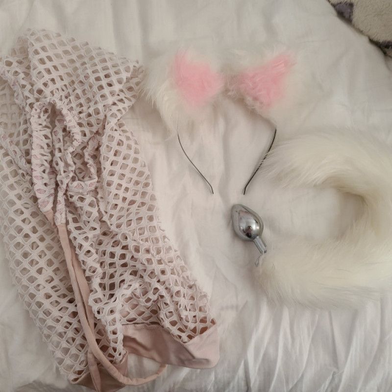 Tough Kitty vs Street s Scene Outfit