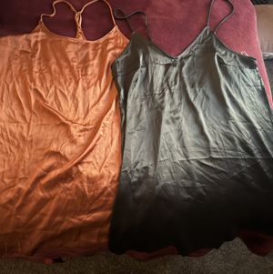 Night gowns