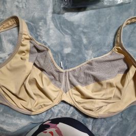 My massive Tits broke the underwire!