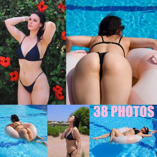 PHOTO SET: GODDESS IN BLACK BIKINI