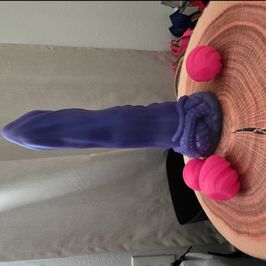 Uberime xl custom pour Ovipositor with 3 eggs